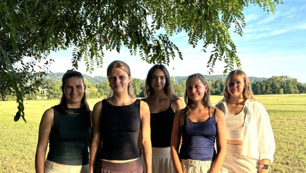 Gruppenfoto des Sekretariats